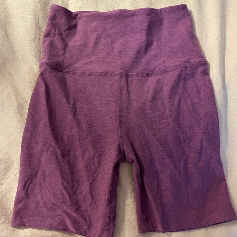 Beyond Yoga biker shorts